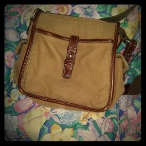 Fossil shoulder bag/ crossbody